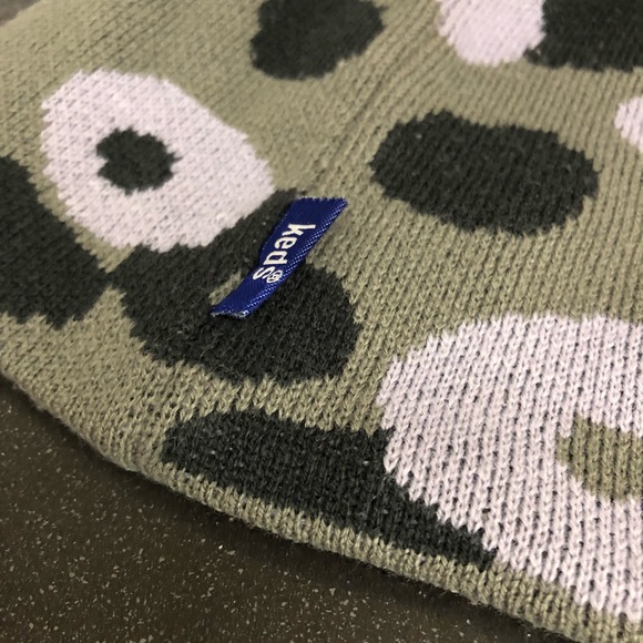 Keds youth beanie/toque - Picture 3 of 6
